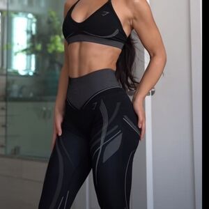 Gymshark Apex X Analis Cruz Seamless Leggings Size M New in Original Packaging